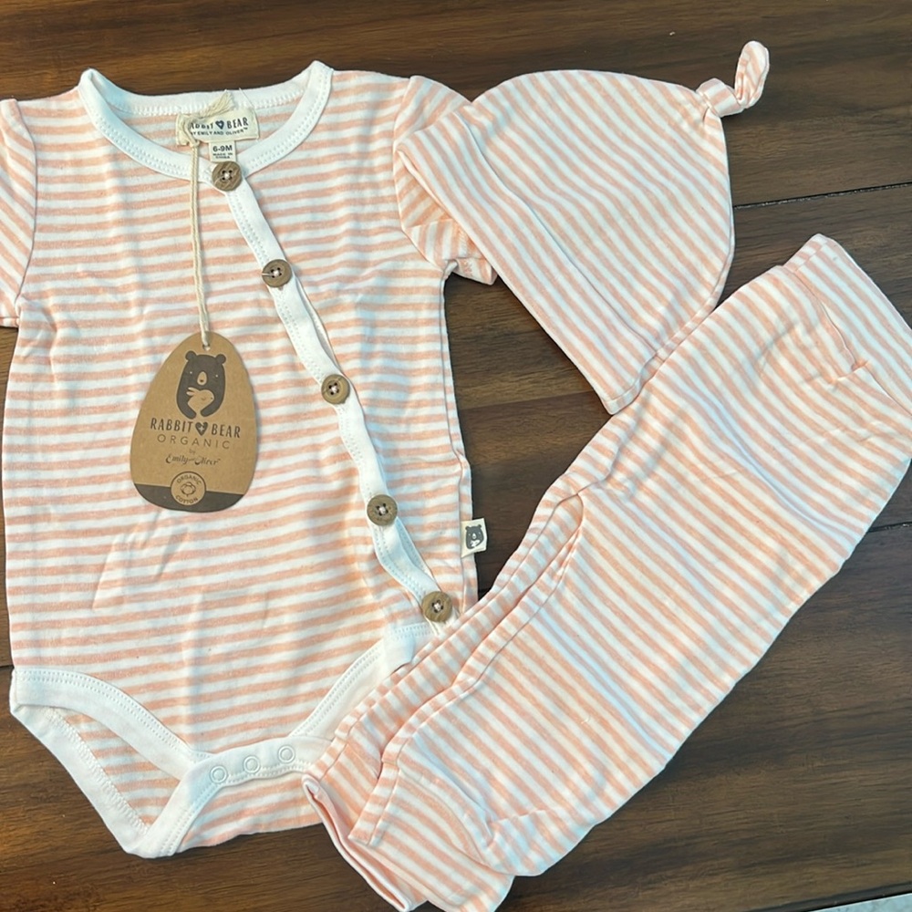 Organic Bear Infant Body Suit pants - hat 3 pc 100% Organic Cotton New 6-9 mo